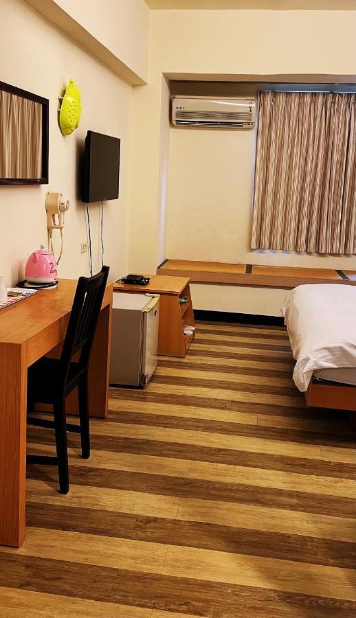 Hwa Hong Hotel Kaohsiung Exteriör bild