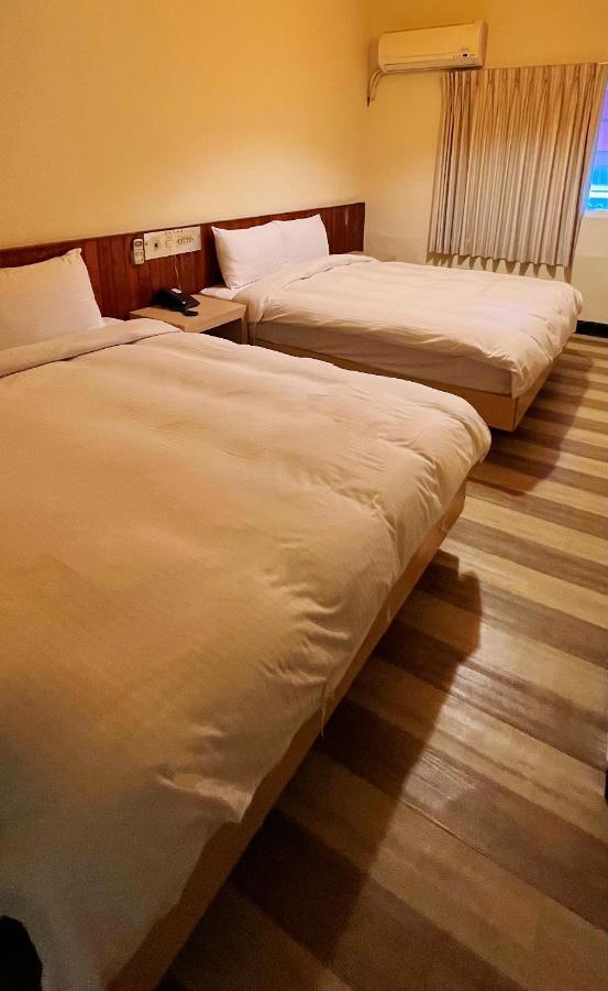 Hwa Hong Hotel Kaohsiung Exteriör bild